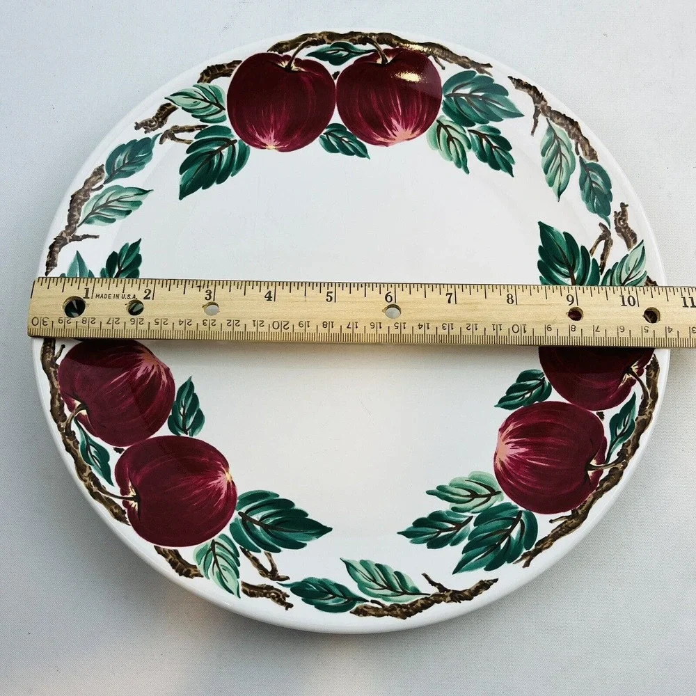 Nancy Calhoun Bella Roma 4 Dinner Plate Lot Apples 10 3/4